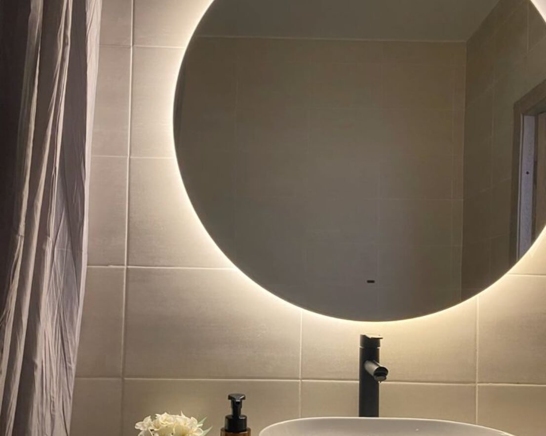 Bathroom Mirrors service by Gulf Light in Abu Dhabi