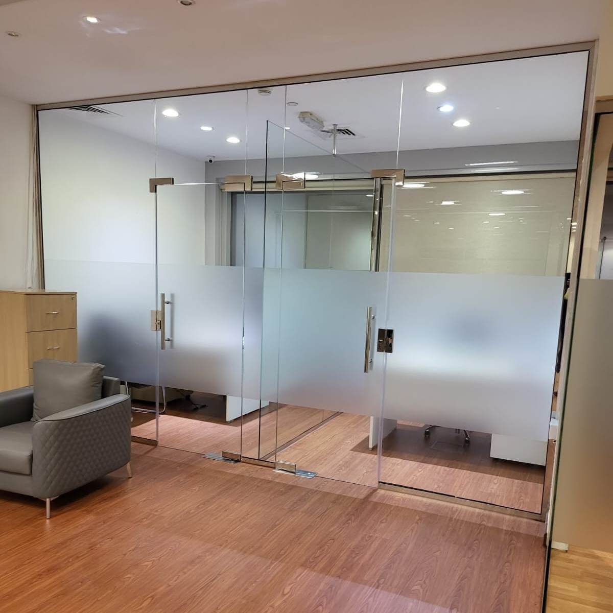 Office Glass Partitions project image 10