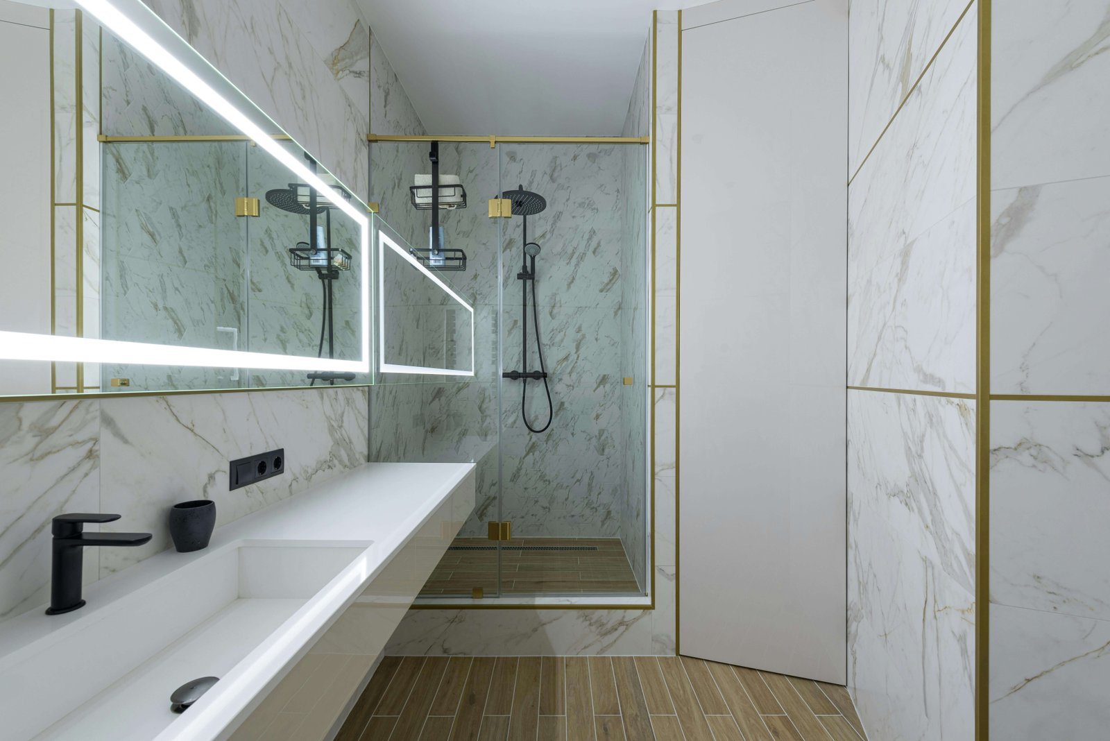 Shower Glass Enclosures project image 4